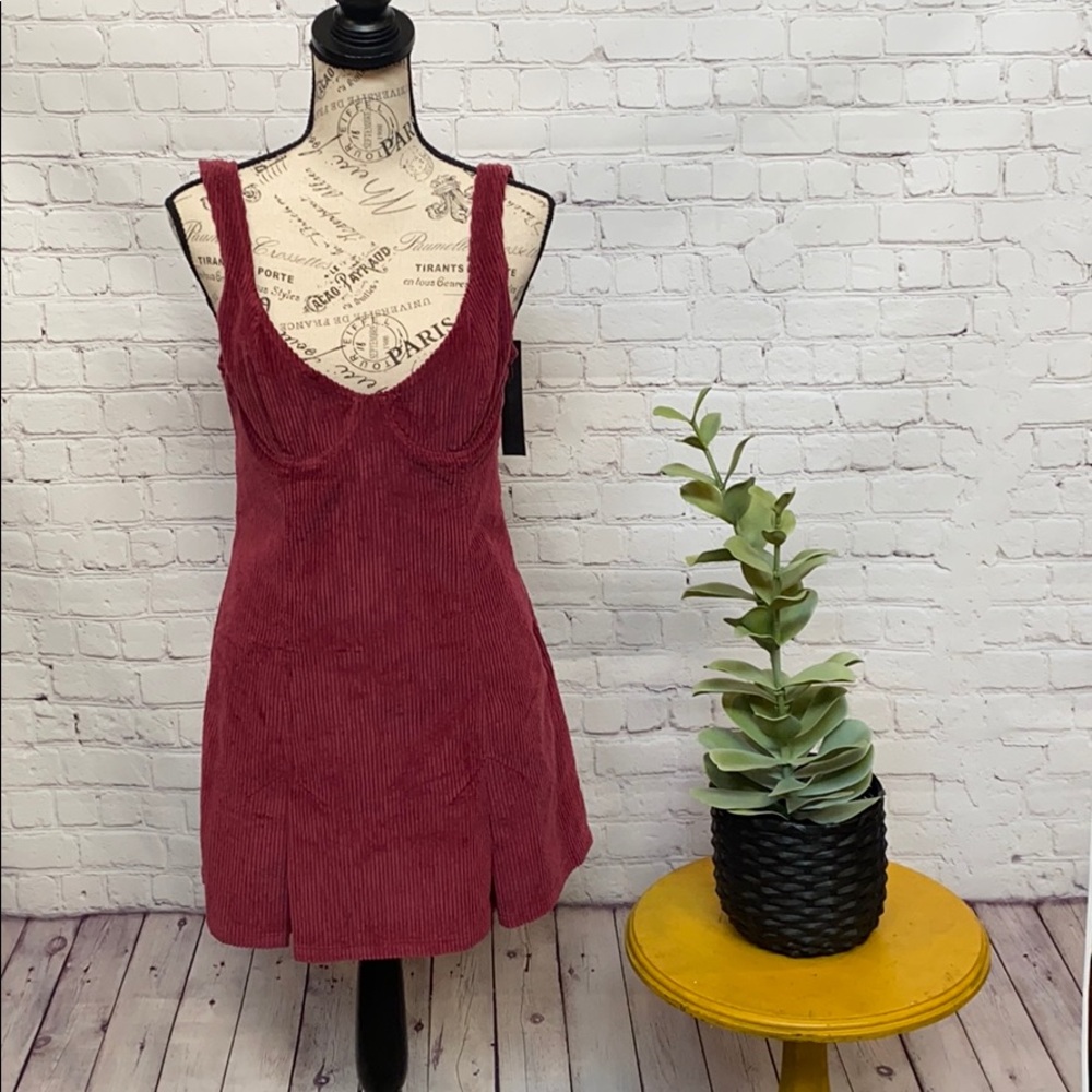 House of Harlow Addie corduroy underwire dress